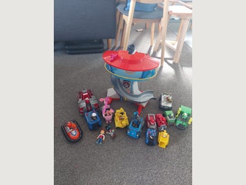 Image 1 of 4
