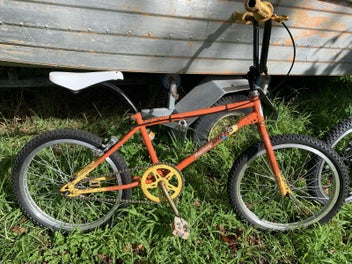 Image 1 of 4