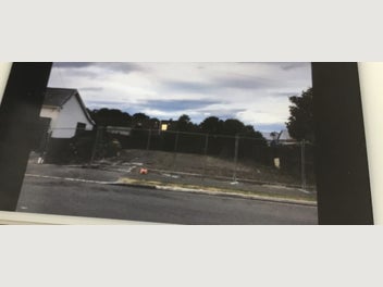 Image 1 of 7