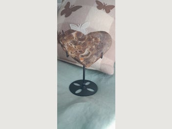 Image 1 of 7