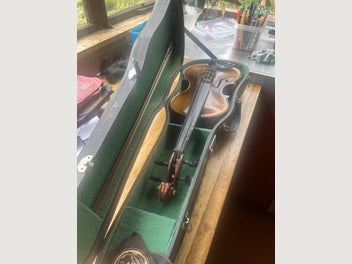 Image 1 of 7