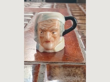 Image 1 of 3