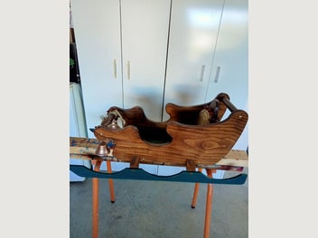 Image 1 of 7