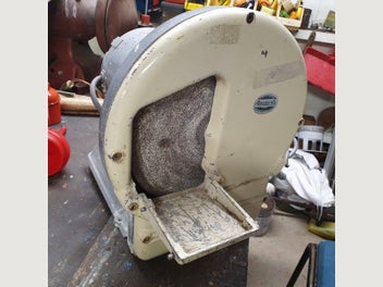 Image 1 of 7
