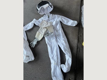 Image 1 of 4