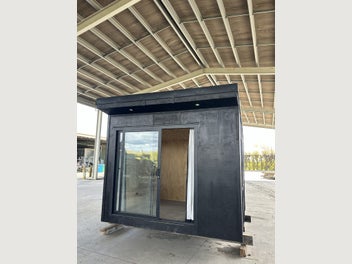 Image 1 of 7