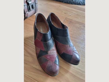 Image 1 of 2