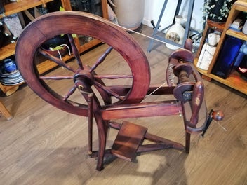 Image 1 of 3