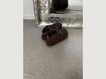 Image 1 of 7