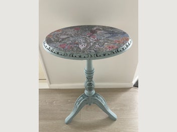 Image 1 of 7