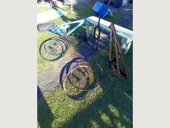 Image 1 of 6