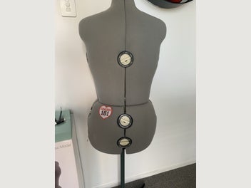 Image 1 of 6
