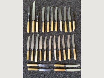 Image 1 of 3