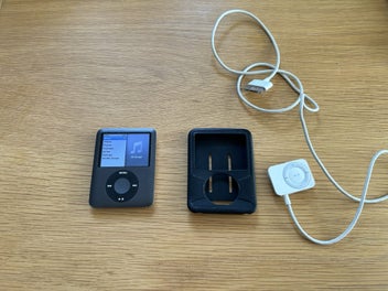 Image 1 of 7