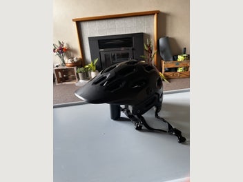 Image 1 of 7