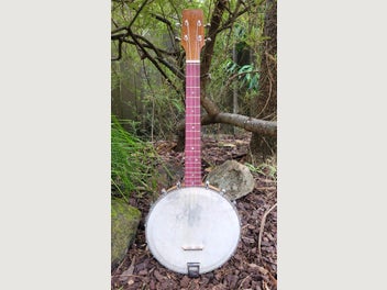 Image 1 of 6
