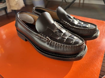 Image 1 of 6