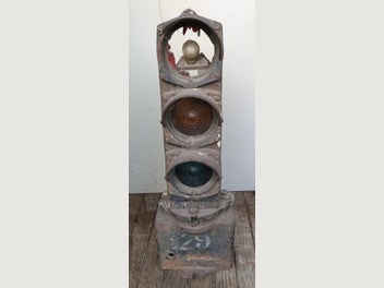 Image 1 of 6