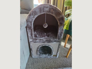 Image 1 of 4
