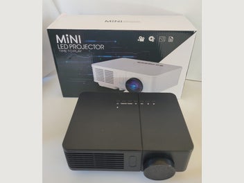 Image 1 of 7