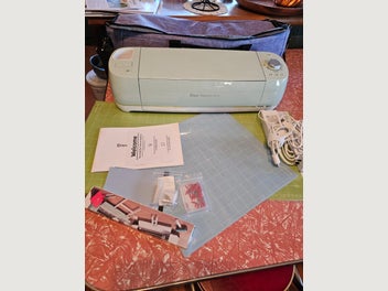 Image 1 of 5