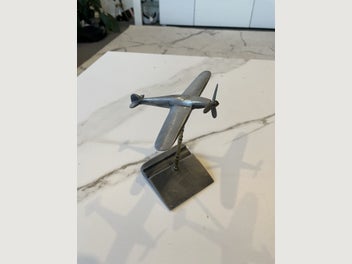 Image 1 of 8