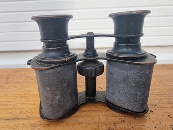 Image 1 of 3