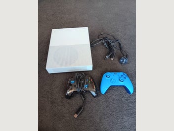 Image 1 of 3