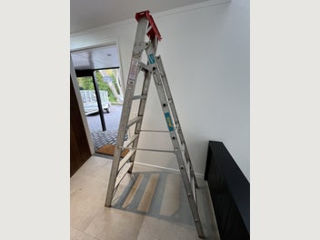 Image 1 of 2