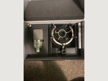 Image 1 of 3