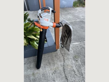 Image 1 of 6