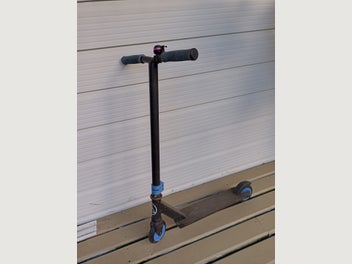 Image 1 of 6