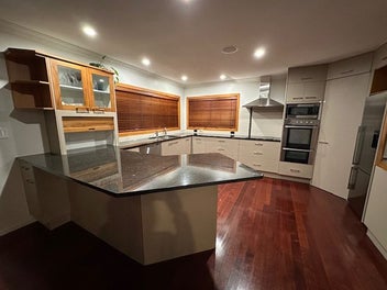 Image 1 of 20