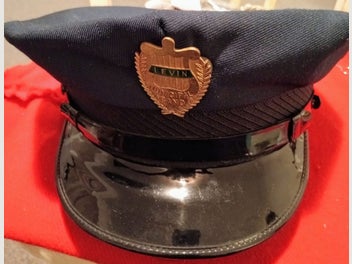 Image 1 of 7