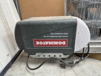 Image 1 of 4