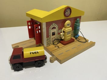 Image 1 of 4