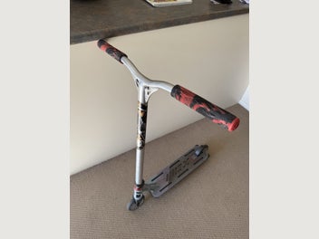 Image 1 of 4