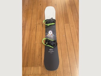 Image 1 of 6