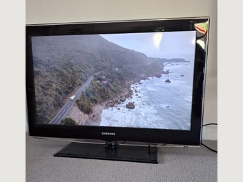 Image 1 of 4