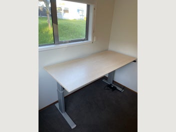 Image 1 of 6