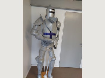 Image 1 of 6