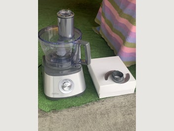 Image 1 of 5