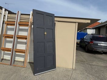 Image 1 of 3