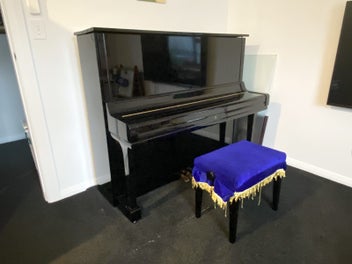 Image 1 of 6