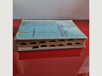 Image 1 of 7