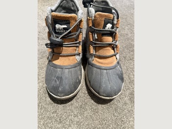 Image 1 of 6