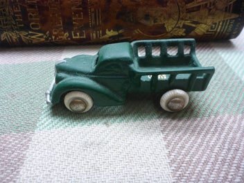 Image 1 of 7