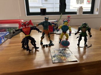 Image 1 of 6