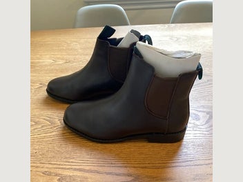 Image 1 of 4