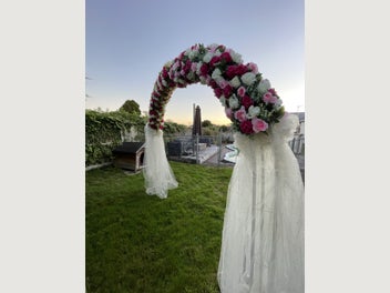 Image 1 of 6